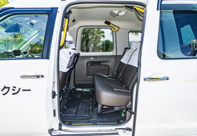 大島タクシー新規導入車両写真 dsc7375 強化 nr